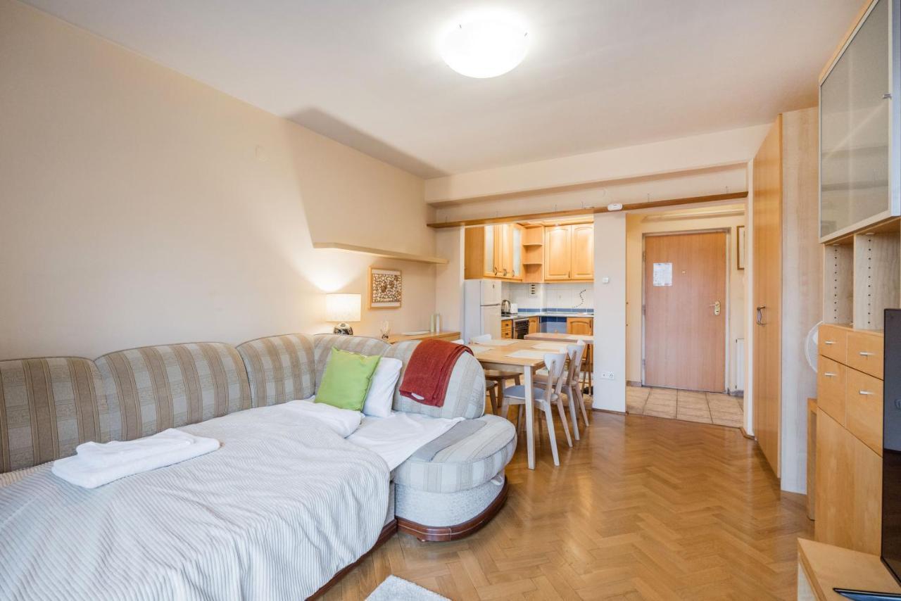 Citadel Manor Apartment Будапеща Екстериор снимка